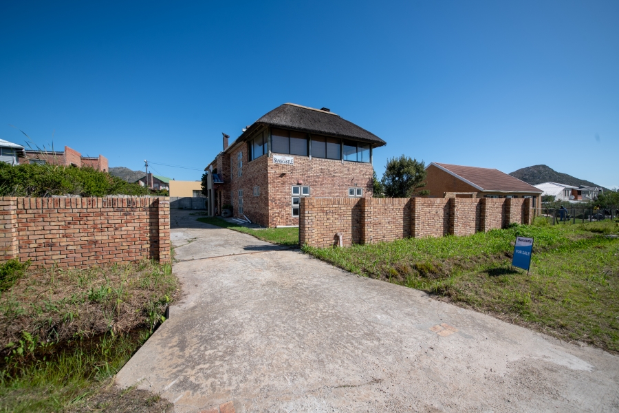 6 Bedroom Property for Sale in Pringle Bay Western Cape